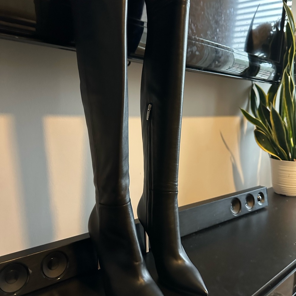 Gianvito Rossi Black Thigh-High Leather Boots Bea Cuissard–Women’s Tried On Only